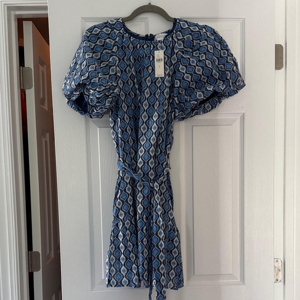 NWT Velvet brand Anthropologie  Puff-Sleeve Belted Women's Dress size small